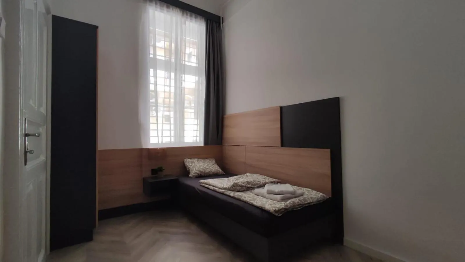 Mirai Apartman Budapest 0*,  Hungary